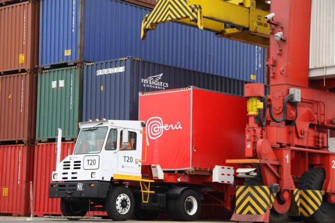Perú.- Balanza comercial creció 89% en primeros cuatro meses con superávit de US$ 16,171 millones