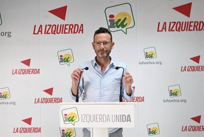El responsable de Política Institucional de Izquierda Unida en Huelva, David F. Calderón.