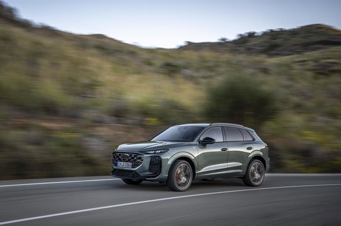 Audi actualiza el Q3 con más equipamiento de serie y más tecnología desde 48.530 euros en España