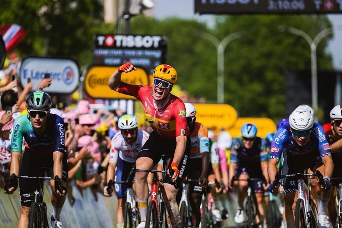 El ciclista noruego Soren Wærenskjold (Uno-X Mobility) ha conquistado este miércoles la undécima etapa del Tour de Francia 2026, disputada entre Vichy y Nevers sobre 161,3 kilómetros