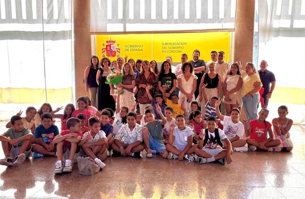 Recepción a los niños saharauis participantes en el programa 'Vacaciones en Paz'.
