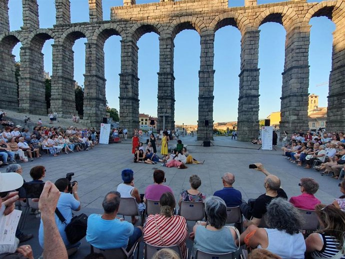 Un momento de la performance 'Ensayar la paz'