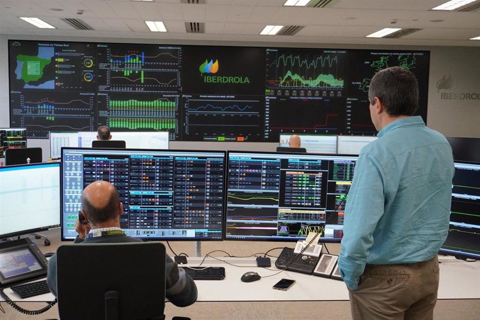 Iberdrola integra la IA y el talento humano en más de 450 proyectos para su operativa diaria