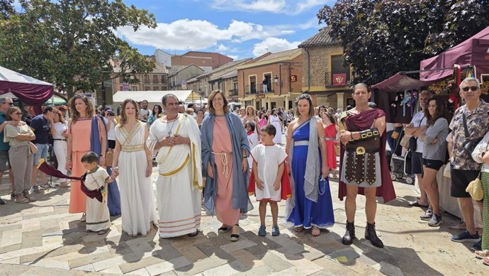 La presidenta de la Diputación participa en el Mercatvus Romanvs de Saldaña en una edición pasada.