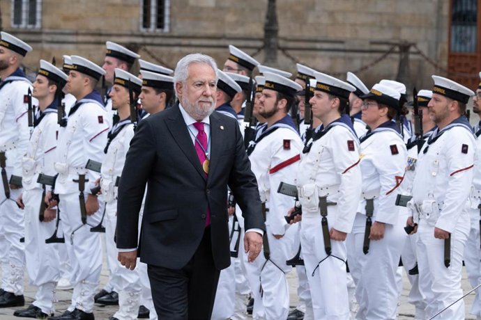 Archivo - El presidente del Parlamento de Galicia, Miguel Ángel Santalices Vieira, a su llegada a la tradicional ofrenda al Apóstol, a 25 de julio de 2024, en Santiago de Compostela.