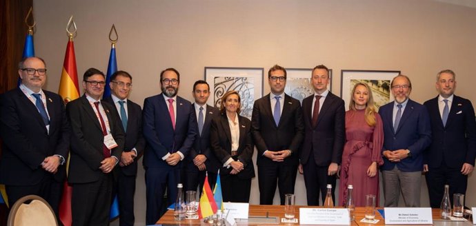 Consejo Empresarial España-Ucrania, presidido por los ministros de Economía de ambos países, en Kiev (Ucrania), a 16 de julio de 2026.