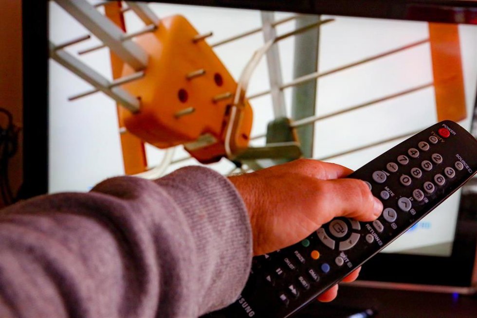 Archivo - El Gobierno regional autoriza la contratación del servicio de la televisión autonómica para 2027-2032