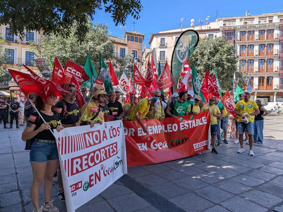 Concentración de bomberos forestales en Toledo