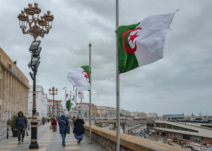 Archivo - March 30, 2026, Saint Ouen, France: Algiers' seafront, which runs mainly along Boulevard Zighoud Youcef and Boulevard Che Guevara, is undergoing a major transformation to become a modern pedestrian promenade linking the city to the sea, Alger,
