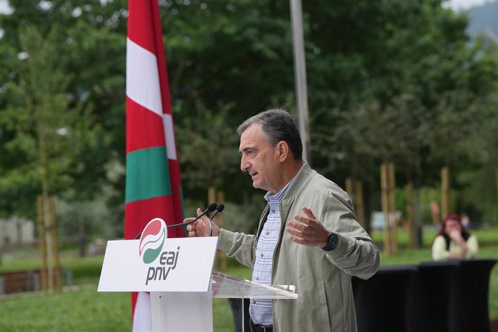 Archivo - El presidente del Euzkadi Buru Batzar, Aitor Esteban, durante la inauguración del nuevo batzoki, a 30 de mayo de 2026, en Lasarte-Oria,Gipuzkoa
