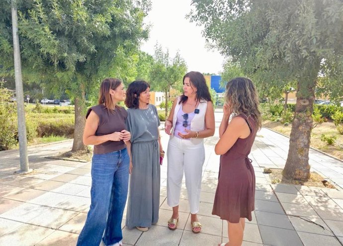 La parlamentaria andaluza del PSOE por Granada María Ángeles Prieto, en Guadix.