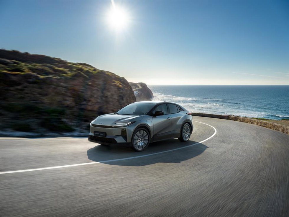 Toyota recorta levemente sus ventas en Europa y se mantiene como segunda marca más vendida
