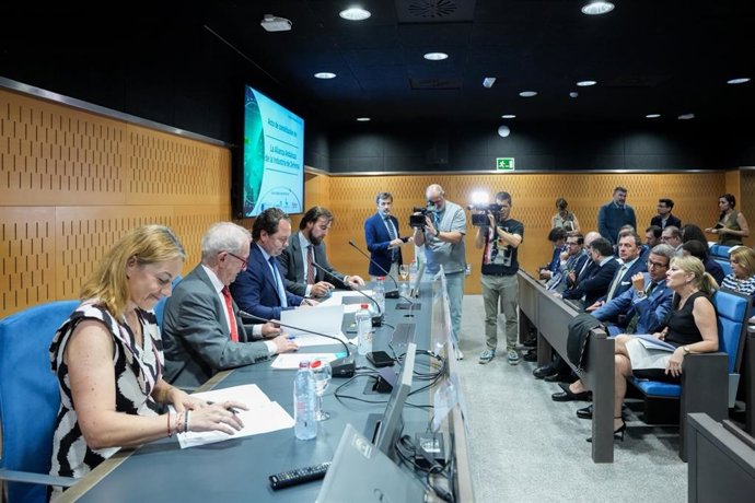 Acto de constitución de la Alianza Andaluza de la Industria de Defensa en Sevilla.