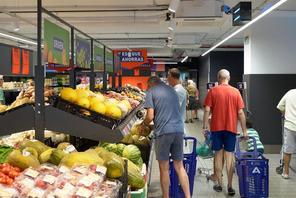 Las familias que compran en Aldi ahorran más de 2.400 euros al año, según la cadena