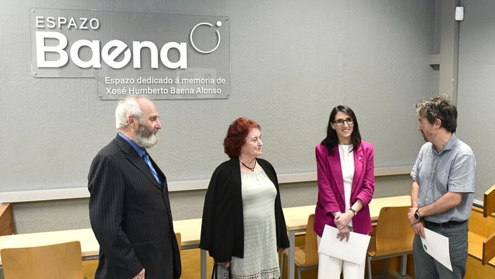 La USC inaugura el 'Espazo Baena' en memoria del último fusilado por el franquismo, antiguo alumno de la universidad