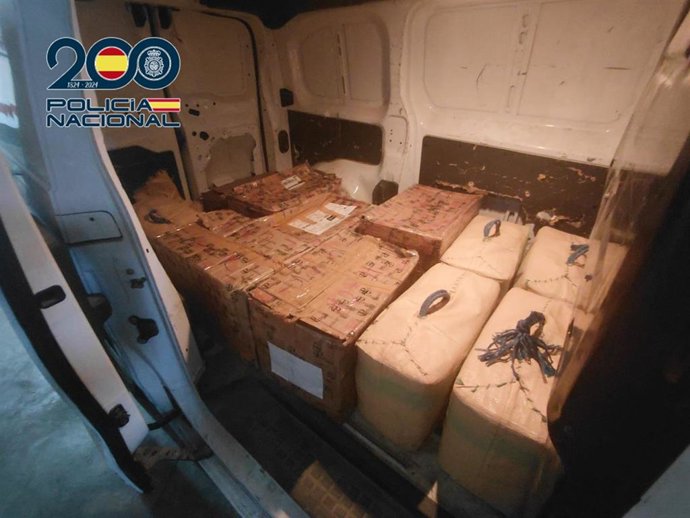 Sucesos.- Siete detenidos, entre ellos un policía local de Las Palmas de Gran Canaria, por tráfico de drogas