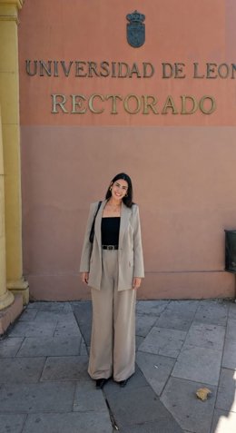 La investigadora de la ULE Estefanía Gómez, que ha obtenido el primer premio del Research Pitches Contest por un trabajo sobre el FOMO.