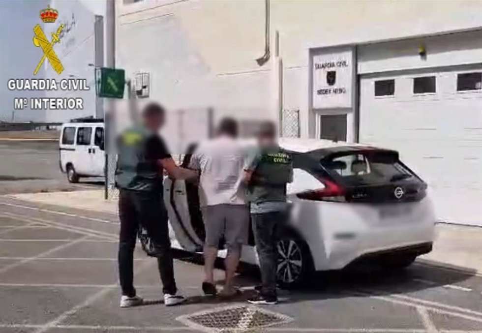 Dos trabajadores detenidos 2.300 metros de cable de cobre valorado en 73.000 euros en el aeropuerto de Palma