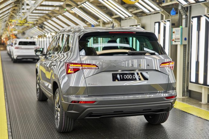 Archivo - Skoda fabrica la unidad un millón del Karoq en República Checa