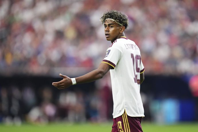Lamine Yamal of Spain reacts during the FIFA World Cup 2026 Semi Final match between France and Spain at Dallas Stadium on July 14, 2026 in Arlington, Texas.
