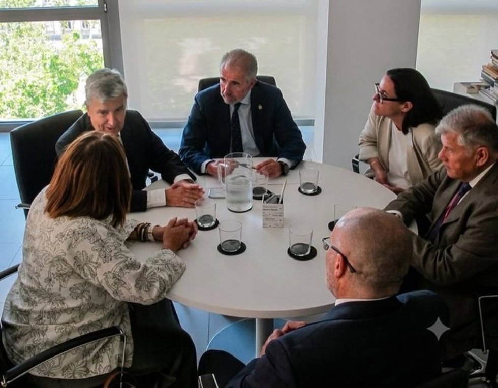 La AVT aborda con la Audiencia Nacional su nuevo informe sobre casos sin resolver y la política penitenciaria