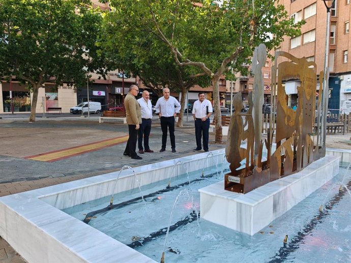 La reforma integral que se ha llevado a cabo la ha transformado en un espacio urbano para la reunión y la estancia donde van a poder realizarse actividades.