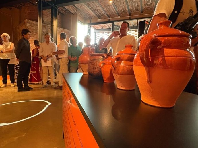 Navarrete abre el Centro de Interpretación de la Alfarería