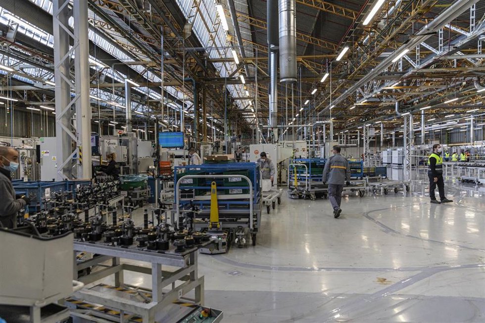 Archivo - Factoría de Renault donde se ha presentado el primer proyecto de economía circular dedicado de forma integral a la movilidad en España. A 05 de noviembre de 2021, en Sevilla (Andalucía, España).