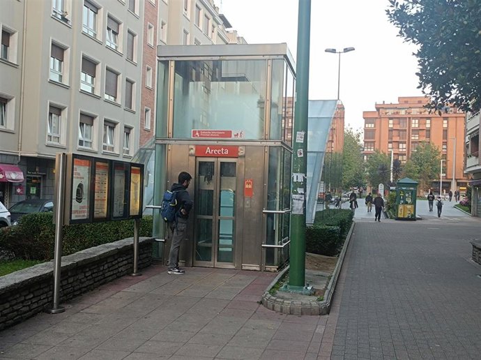 Archivo - Las Arenas, barrio de Getxo (Bizkaia)