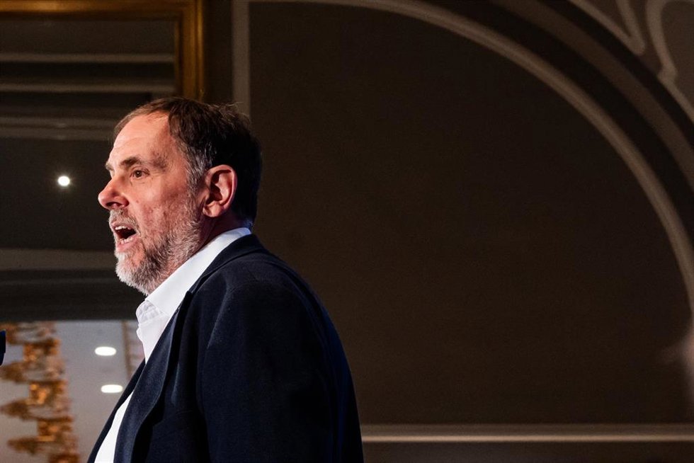 El presidente de ERC, Oriol Junqueras, durante la celebración de un desayuno informativo en el Hotel Mandarin Oriental Ritz, a 17 de julio de 2026, en Madrid (España).