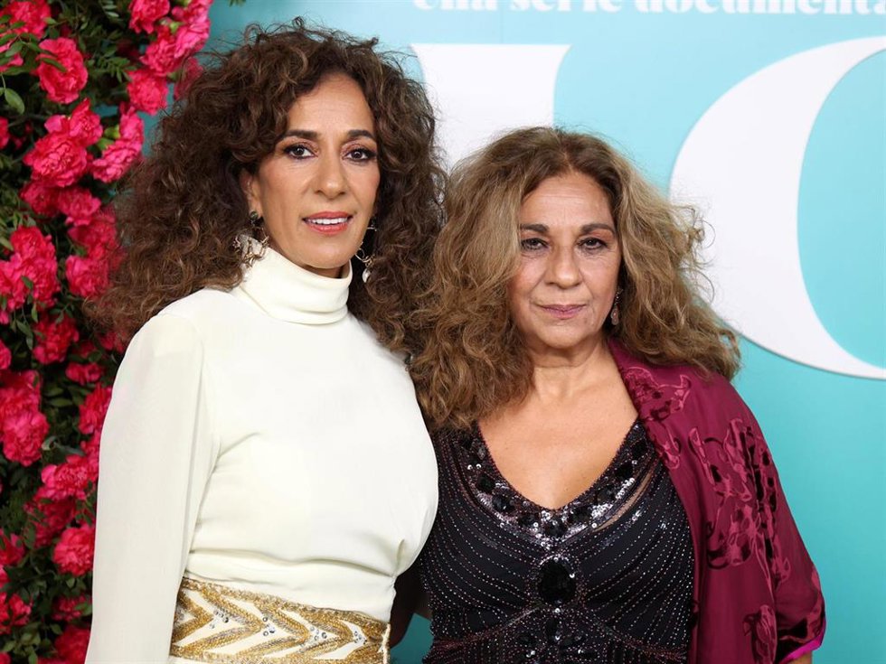 Rosario y Lolita Flores