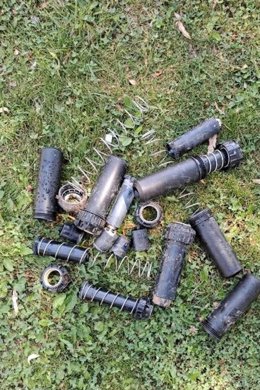 Casi 300 aspersores vandalizados en las zonas verdes de Cuenca.