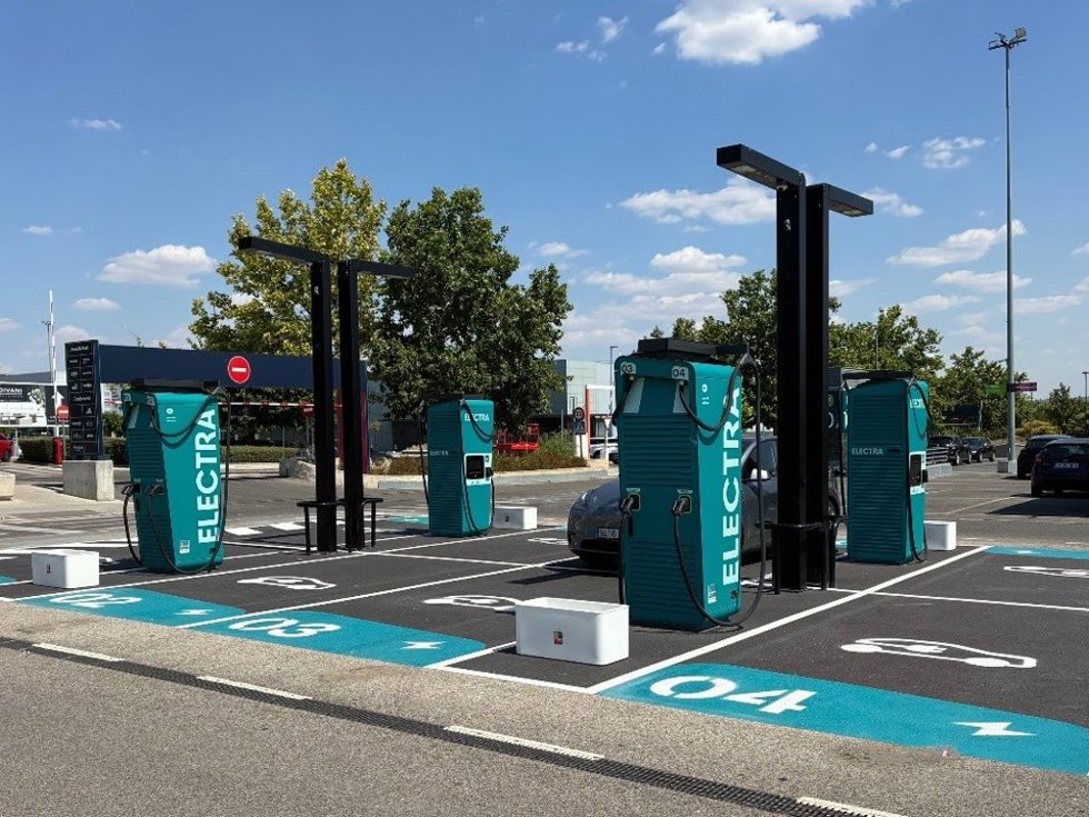 Electra inaugura su séptima estación de carga ultrarrápida en Madrid