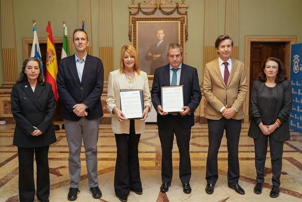 Archivo - Presentación de la oficina antiocupa en Huelva.
