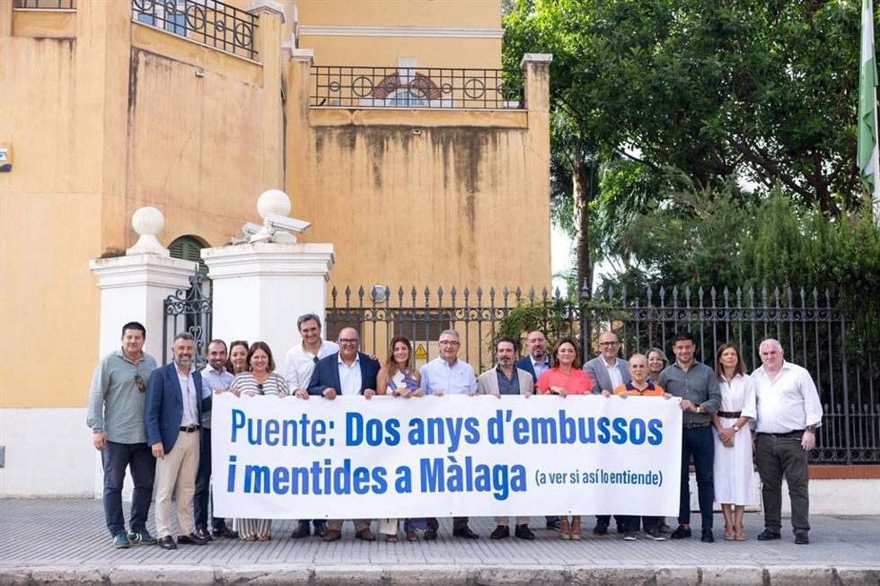 Los alcaldes del PP piden en catalán a Óscar Puente "inversiones reales" para Málaga