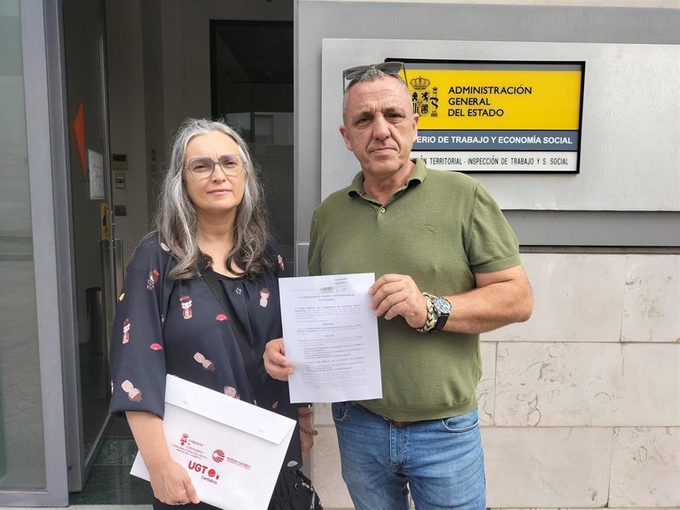 UGT registra la denuncia de la campaña de CEOE sobre absentismo ante la Inspección de Trabajo