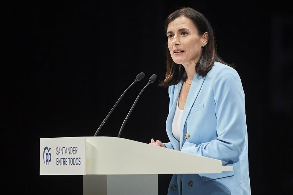 Archivo - La alcaldesa de Santander, Gema Igual, en un mitin del PP