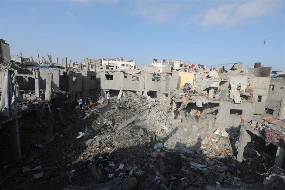 Daños materiales tras un bombardeo de Israel en julio de 2026 contra el campamento de refugiados de Bureij, en el centro de la Franja de Gaza, a pesar del alto el fuego pactado en octubre de 2025 (archivo)