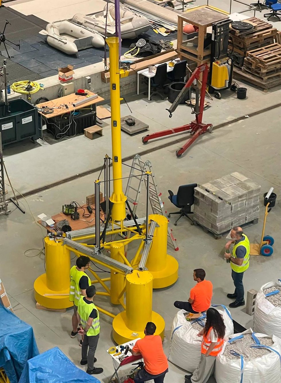 IHCantabria lidera los ensayos de SEA-LIFT en el Gran Tanque de Ingeniería Marítima de la región