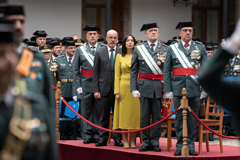Archivo - I-D: El General de división de la Guardia Civil, Luis del Castillo; directora general de la Guardia Civil, Mercedes González, el director adjunto operativo de la Guardia Civil,  Manuel Llamas y el General Jefe de la Zona de la Guardia Civil, Fer