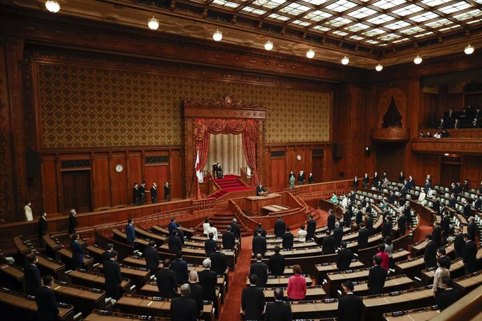 Archivo - El emperador Naruhito ante el Parlamento japonés