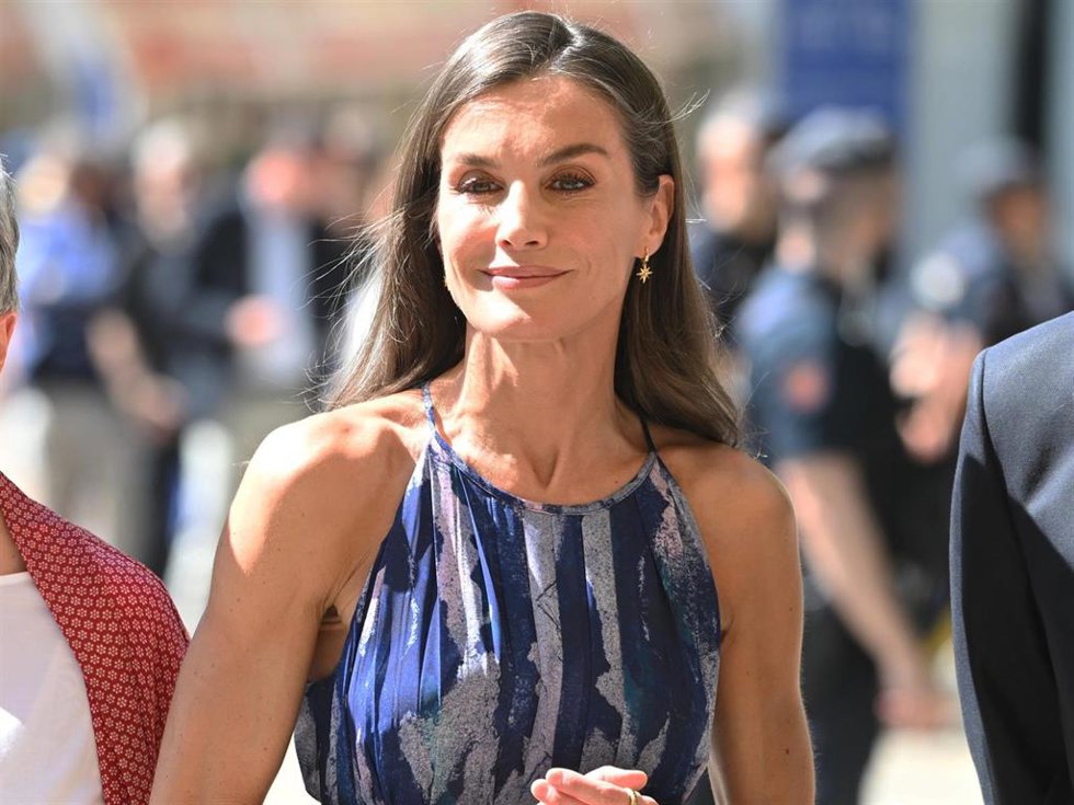 Archivo - La Reina Letizia, durante la inauguración de la 85ª edición de la Feria del Libro de Madrid, a 29 de mayo de 2026