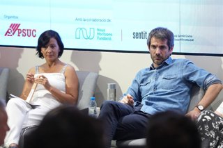 (2i-d) La secretària general de CCOO de Catalunya, Belén López, i el ministre de Cultura, Ernest Urtasun, durant la celebració de l'acte polític i cultural en commemoració del 90º aniversari de la fundació del Partit Socialista Unificat de Catalunya 