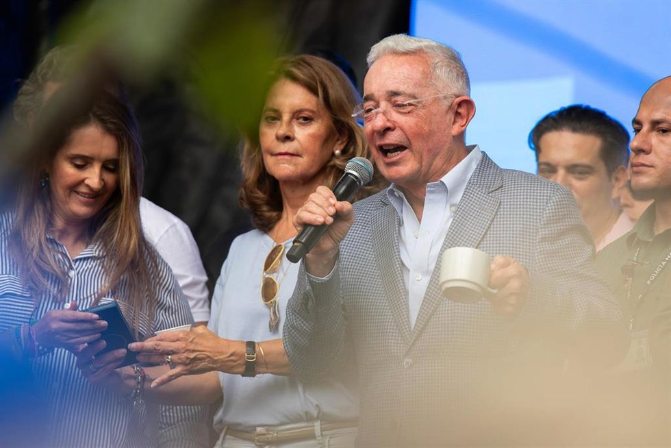 Archivo - El expresidente Alvaro Uribe en un acto de campaña de su candidata, Paloma Valencia