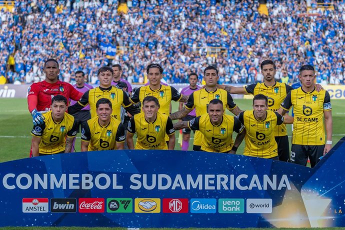 Futbol, Millonarios vs O’Higgins  Fecha 6, Conmebol Sudamericana 2026 El equipo de O’Higgins durante el partido de Conmebol Sudamericana Grupo C contra Millonarios disputado en el Estadio Nemesio Camacho El Campin en Bogota, Colombia. 26/5/2026 Leonardo