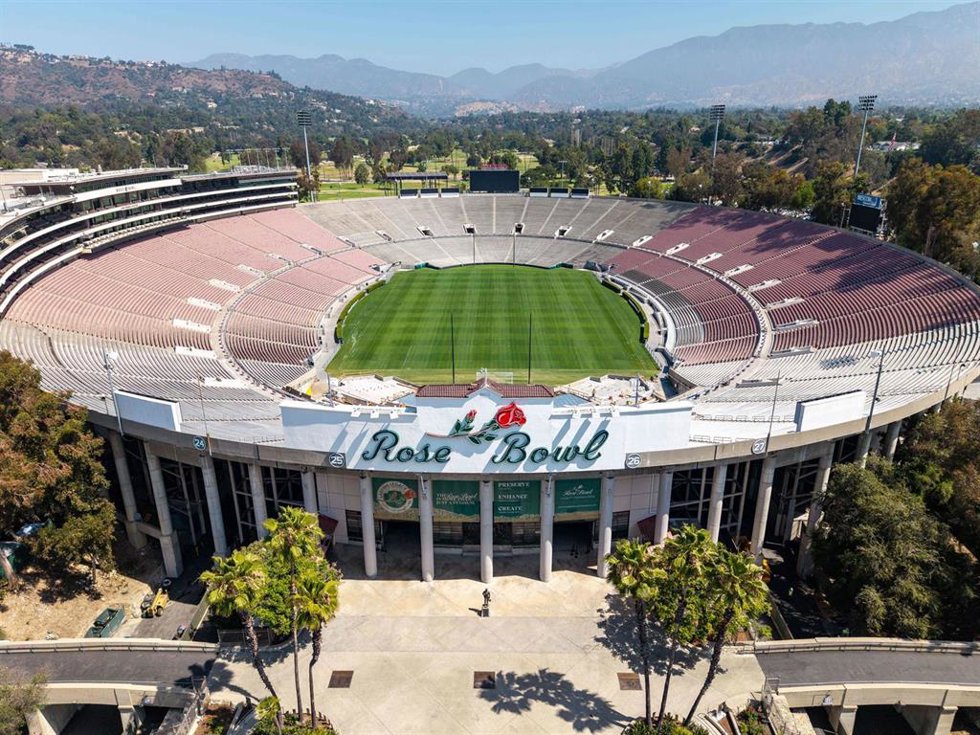 Archivo - Vista aérea del Rose Bowl Stadium, en Pasadena.