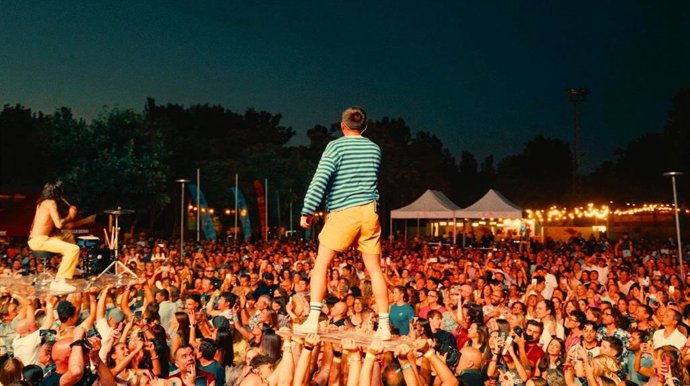 Imagen de un concierto del grupo Modelo, que actuará en la plaza del Pilar durante la final del Mundial entre España y Argentina