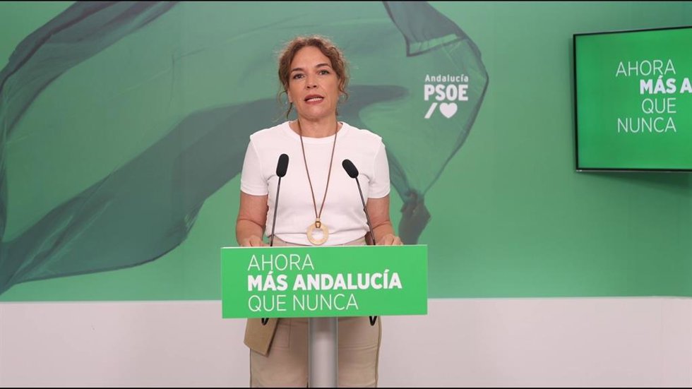 La secretaria de Política Europea e Internacional y Cooperación del PSOE-A, Lina Gálvez.