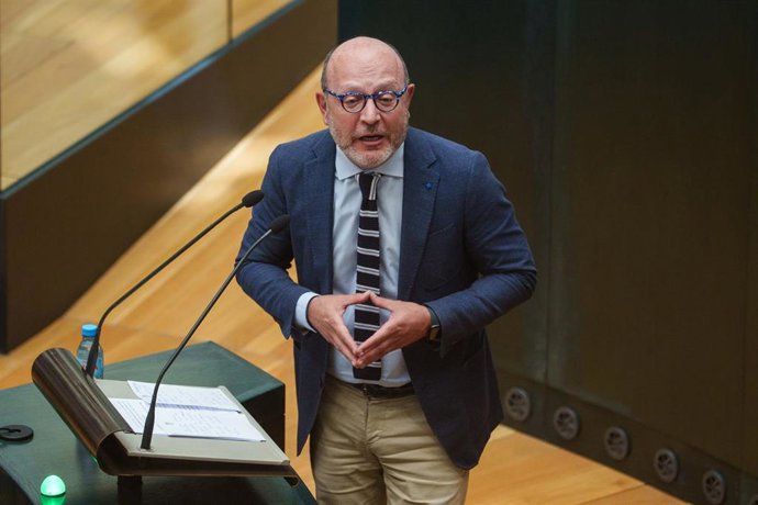 Archivo - El delegado de Políticas Sociales, Familia e Igualdad del Ayuntamiento de Madrid, José Fernández.