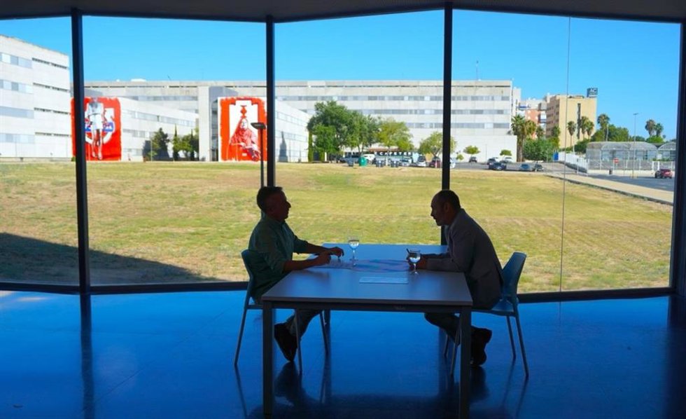 El rector de la Universidad de Huelva, José Rodríguez Quintero.